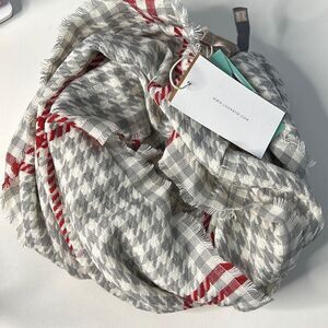 Houndstooth Infinity Scarf Look by M. Chloe NWT